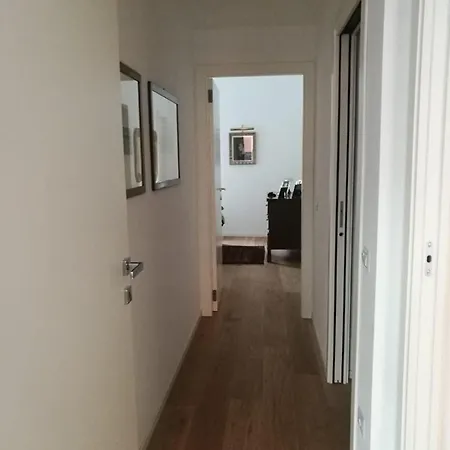 Apartman Elegant Close To Brera Design District